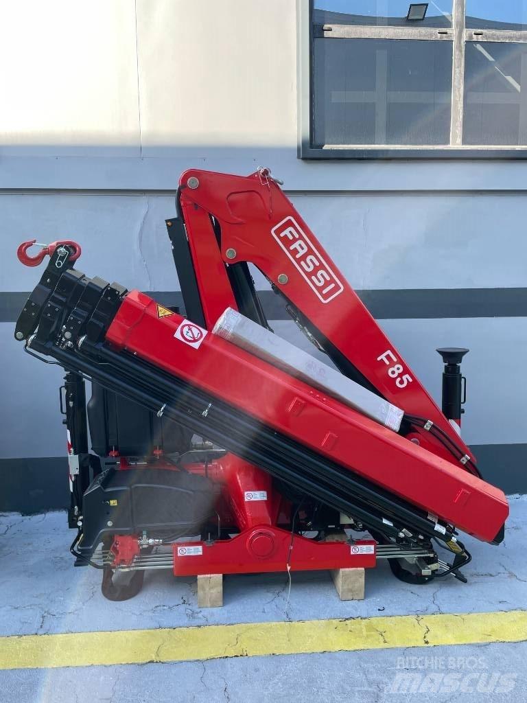 Fassi F85B.0.24 로더 크레인