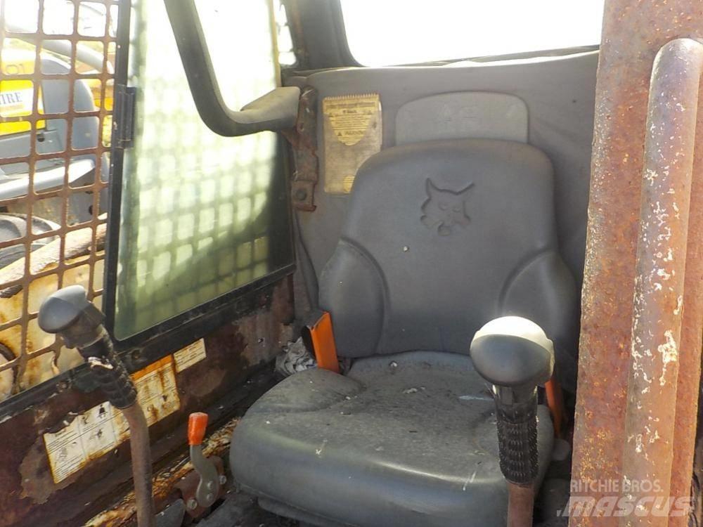 Bobcat S 220 트랜스미션
