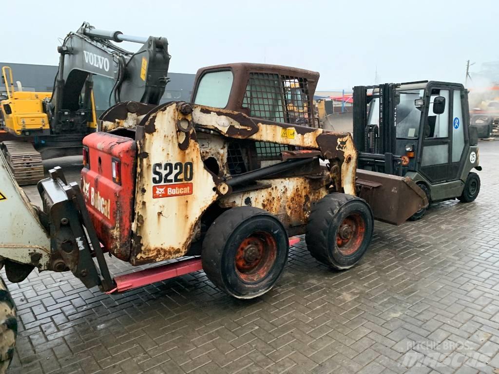 Bobcat S 220 트랜스미션