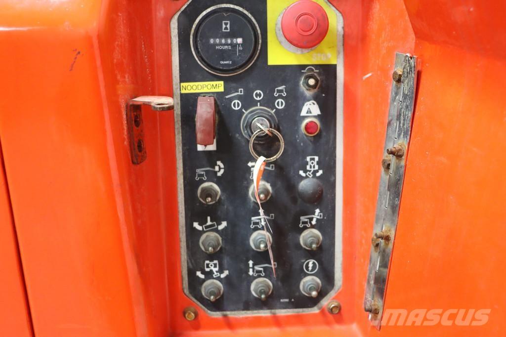 Genie Z34/22N 관절형 전동이동 리프트