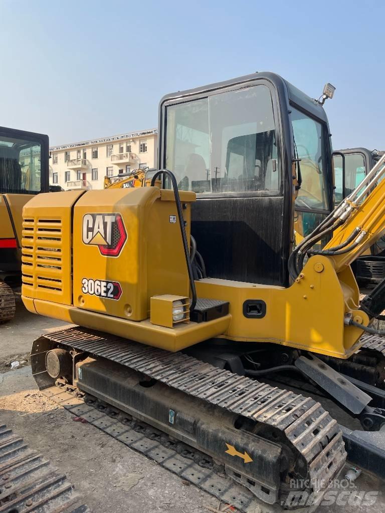 CAT 306 대형 굴삭기 29톤 이상