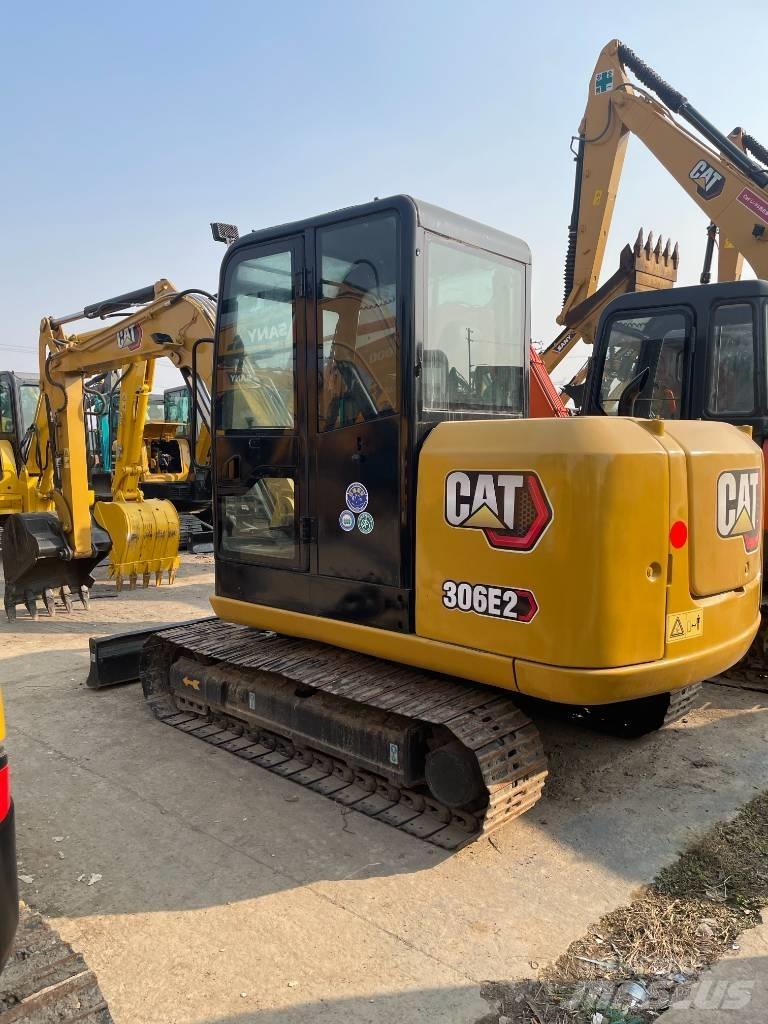 CAT 306 대형 굴삭기 29톤 이상