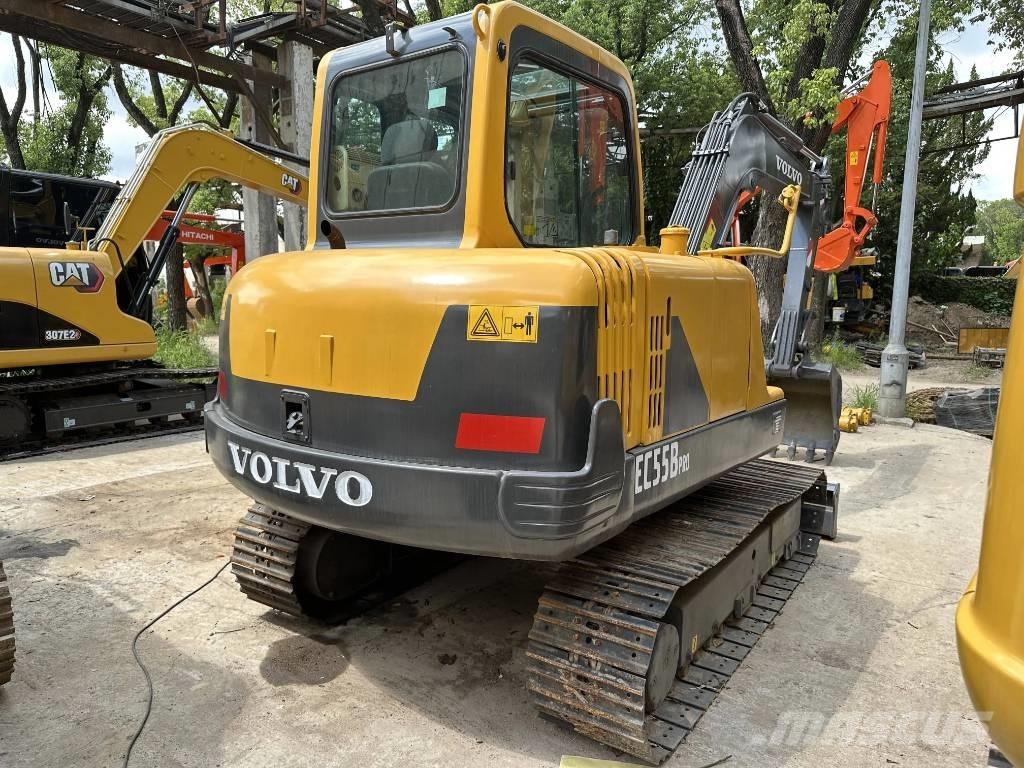 Volvo EC55B 소형 굴삭기 7톤 미만