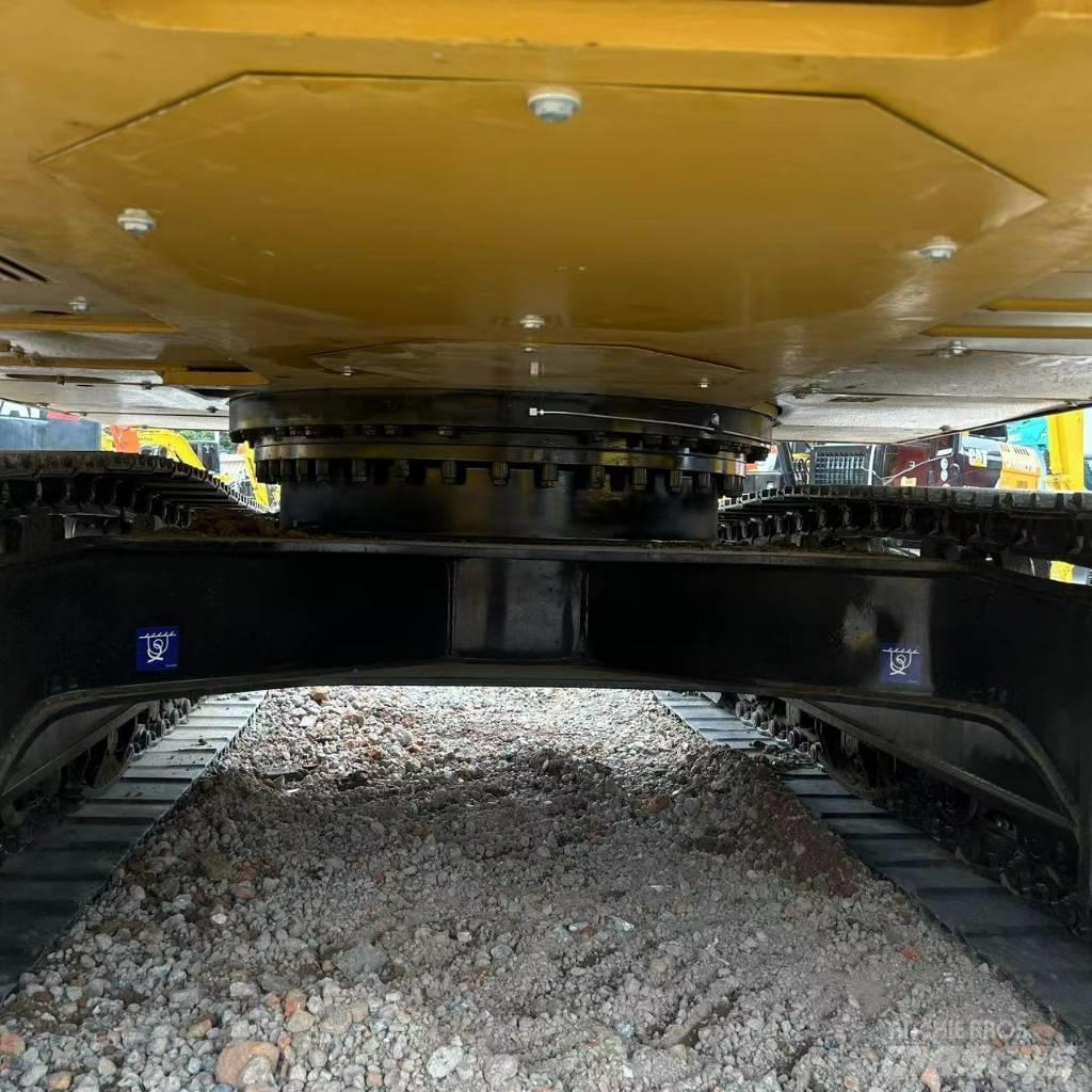 CAT 320 D L 대형 굴삭기 29톤 이상