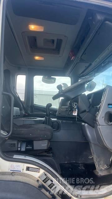 Scania P 410 덤프 트럭