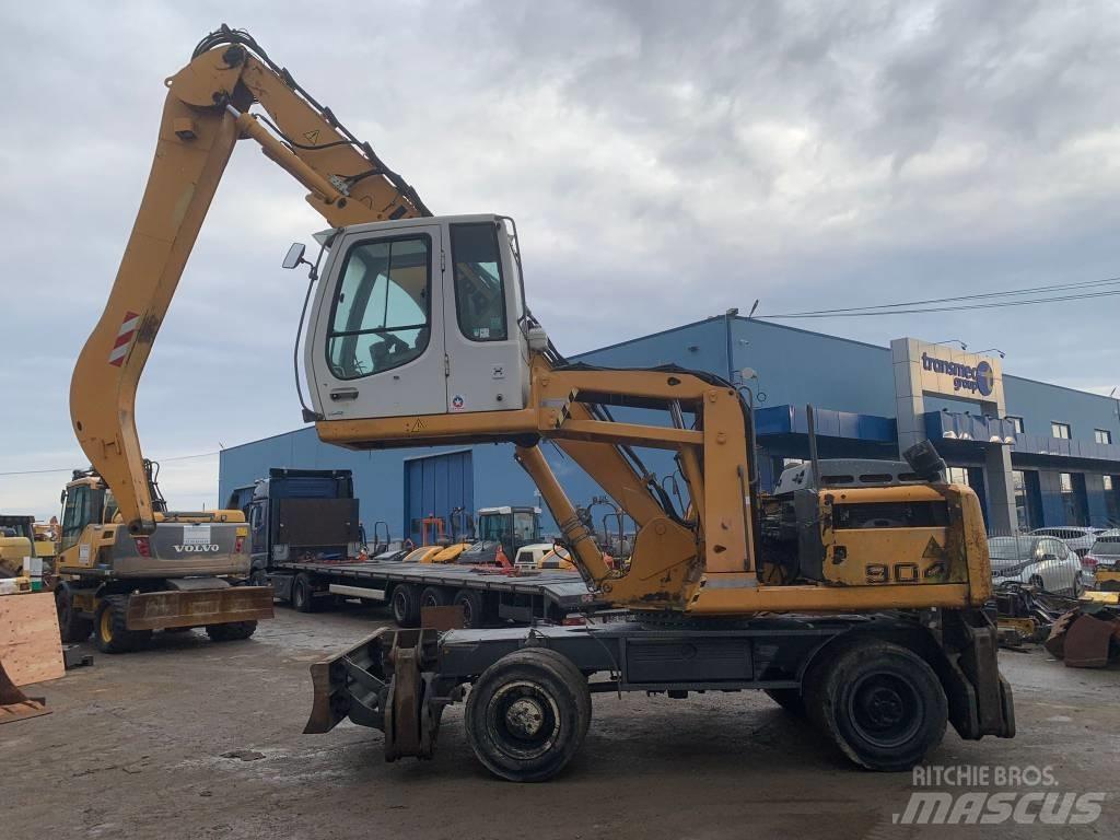 Liebherr A 904 C  휠 굴삭기