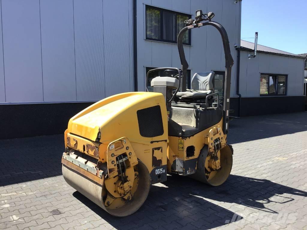 Volvo DD 25 트윈 드럼 롤러