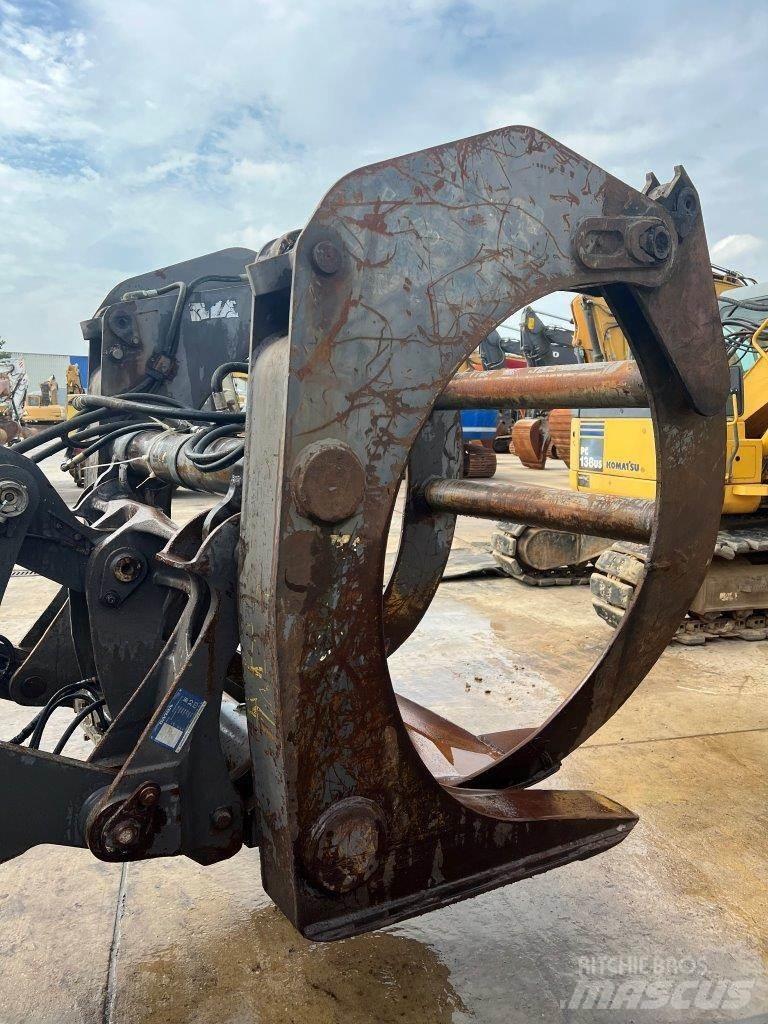Volvo L90 집게