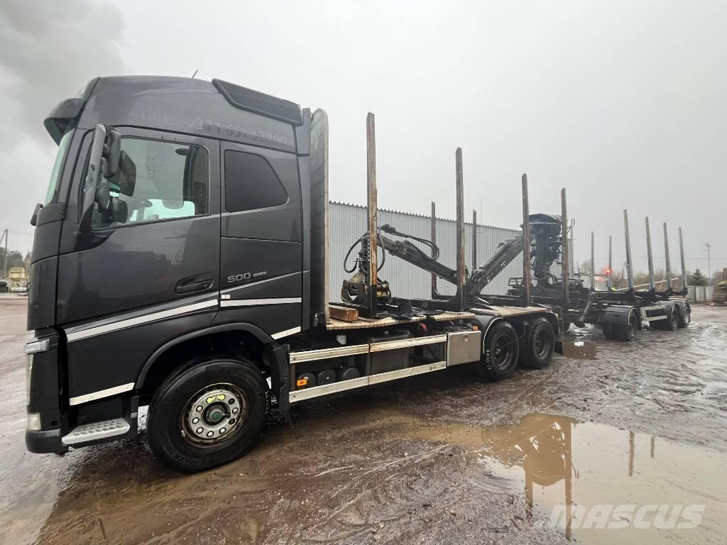 Volvo FH 목재 트럭