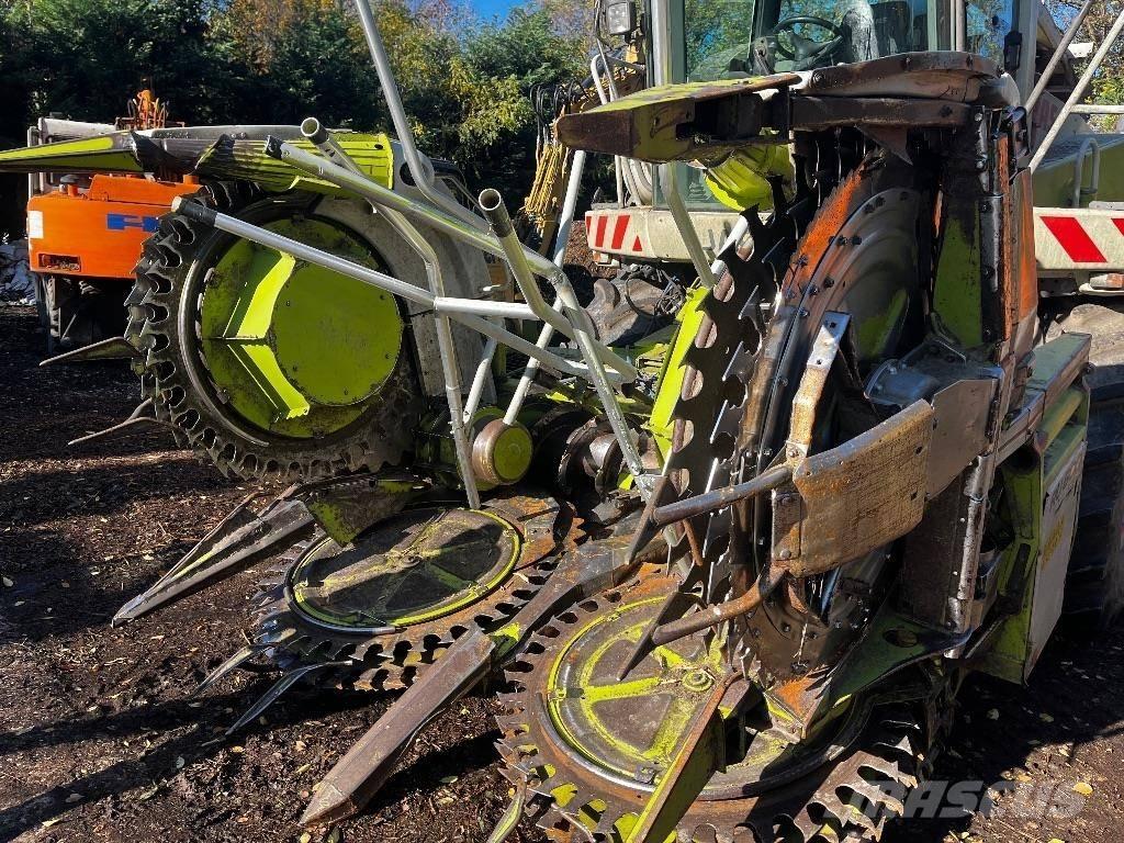 CLAAS RU 600 자동 초지기계