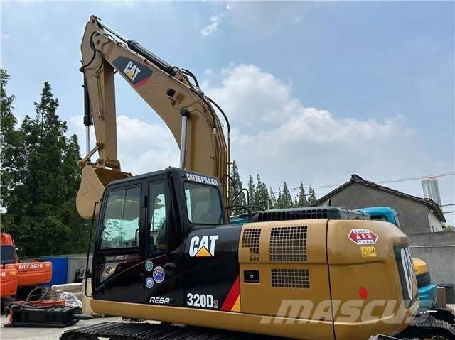 CAT 320 D 대형 굴삭기 29톤 이상