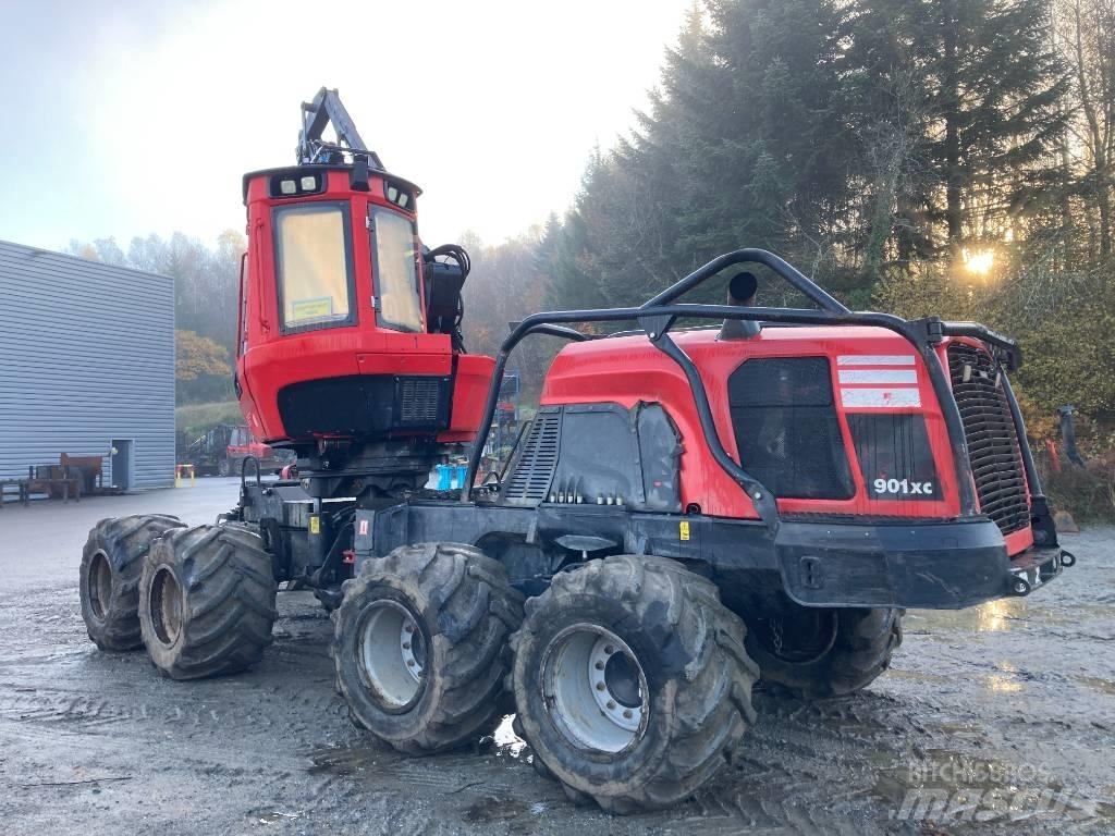 Komatsu 901XC 원목 하베스터
