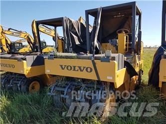 Volvo PT125 공기 타이어 롤러