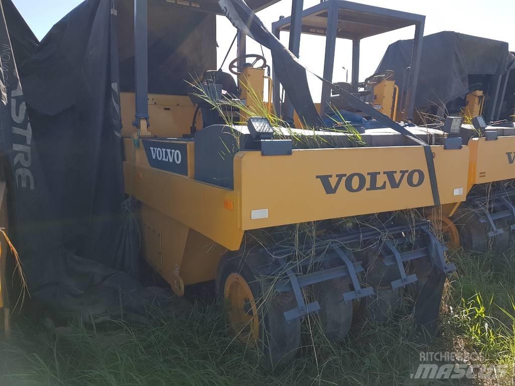 Volvo PT125 공기 타이어 롤러