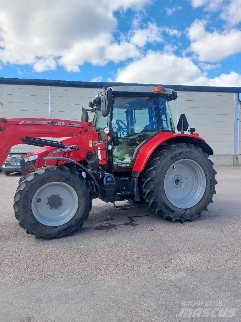 Massey Ferguson 5710 트랙터