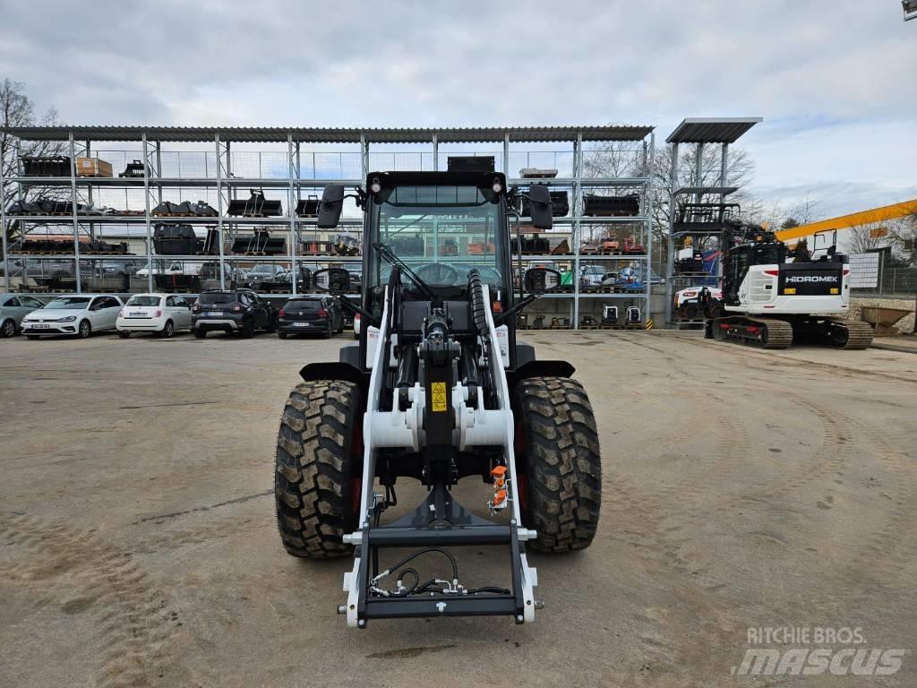 Bobcat L 85  휠로우더
