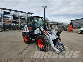 Bobcat L 85  휠로우더