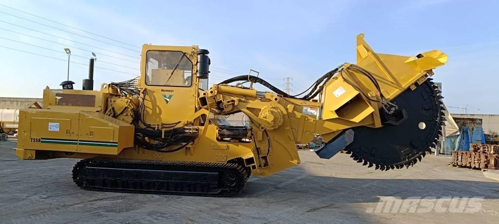 Vermeer T558 트렌처