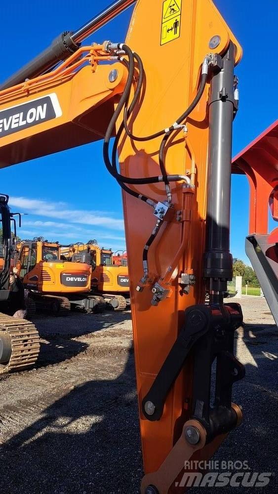 Develon DX 210 NLC-7 대형 굴삭기 29톤 이상