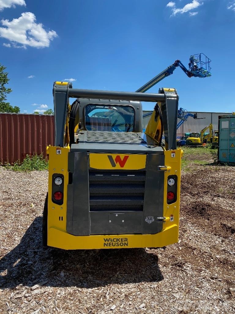 Wacker Neuson SW21  스키드로더