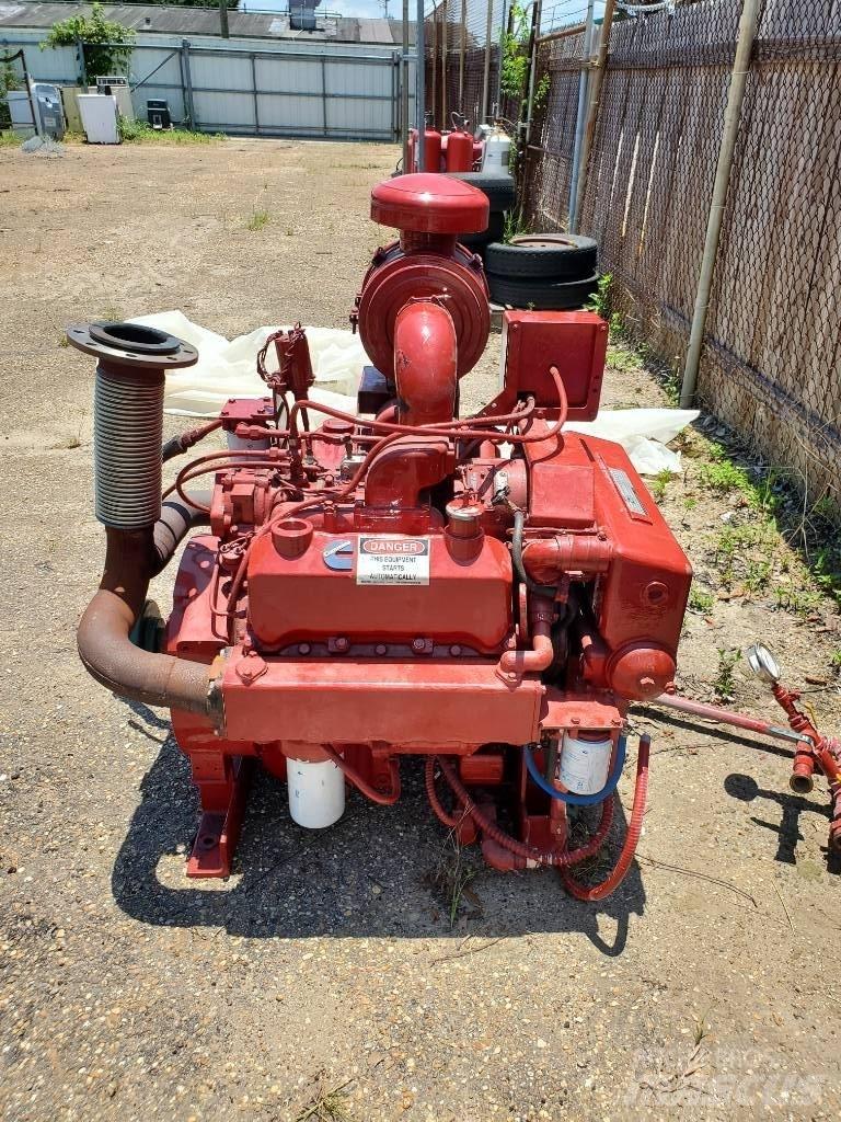 Cummins V-378- F2 모터홈 및 카라반