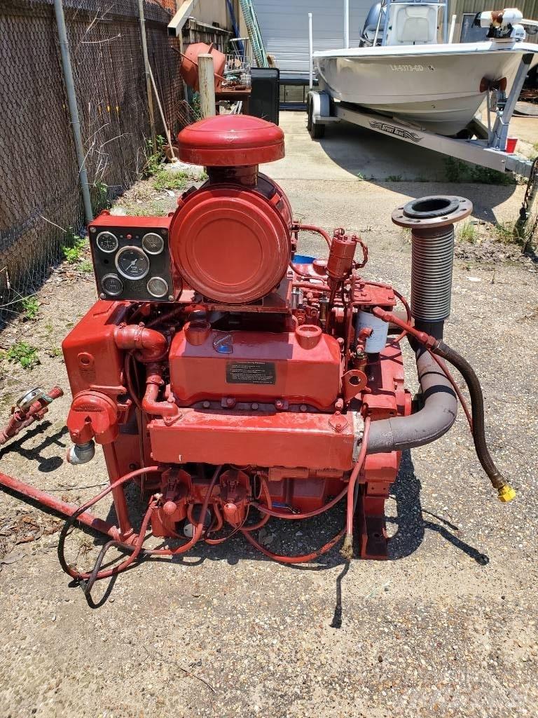 Cummins V-378- F2 모터홈 및 카라반