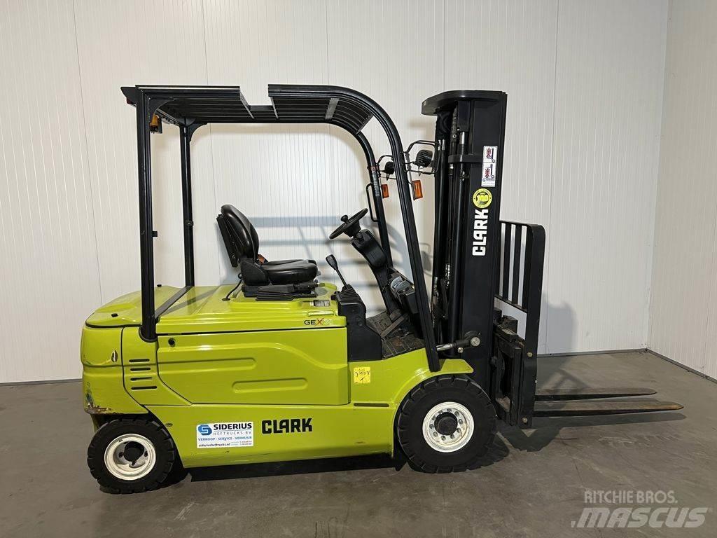 Clark GEX30 전동 지게차
