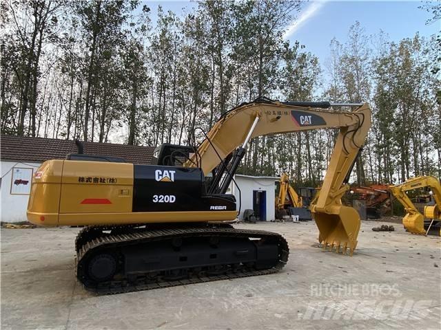 CAT 320D 대형 굴삭기 29톤 이상