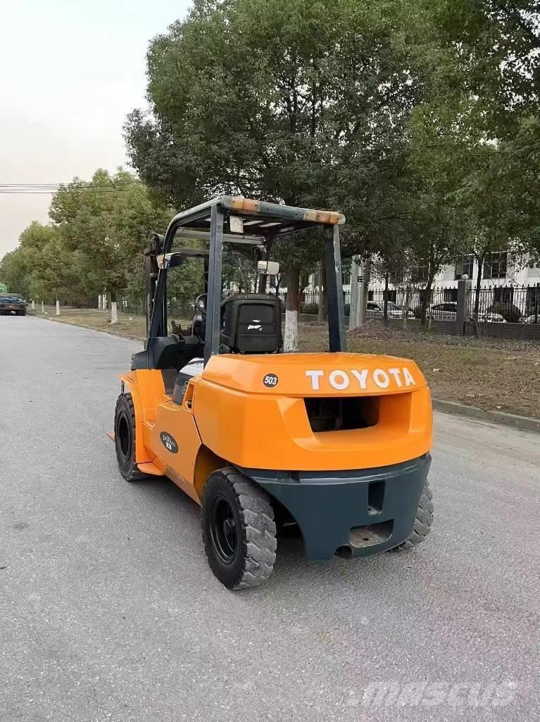 Toyota FD 50 디젤 지게차