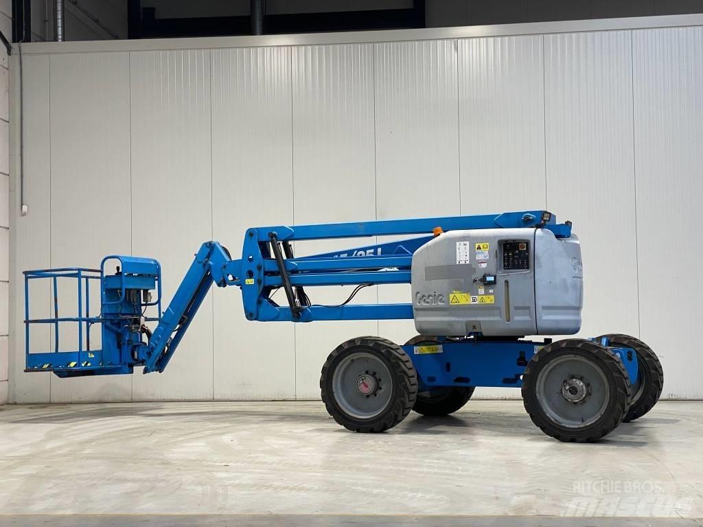Genie Z 45/25 J RT 관절형 전동이동 리프트