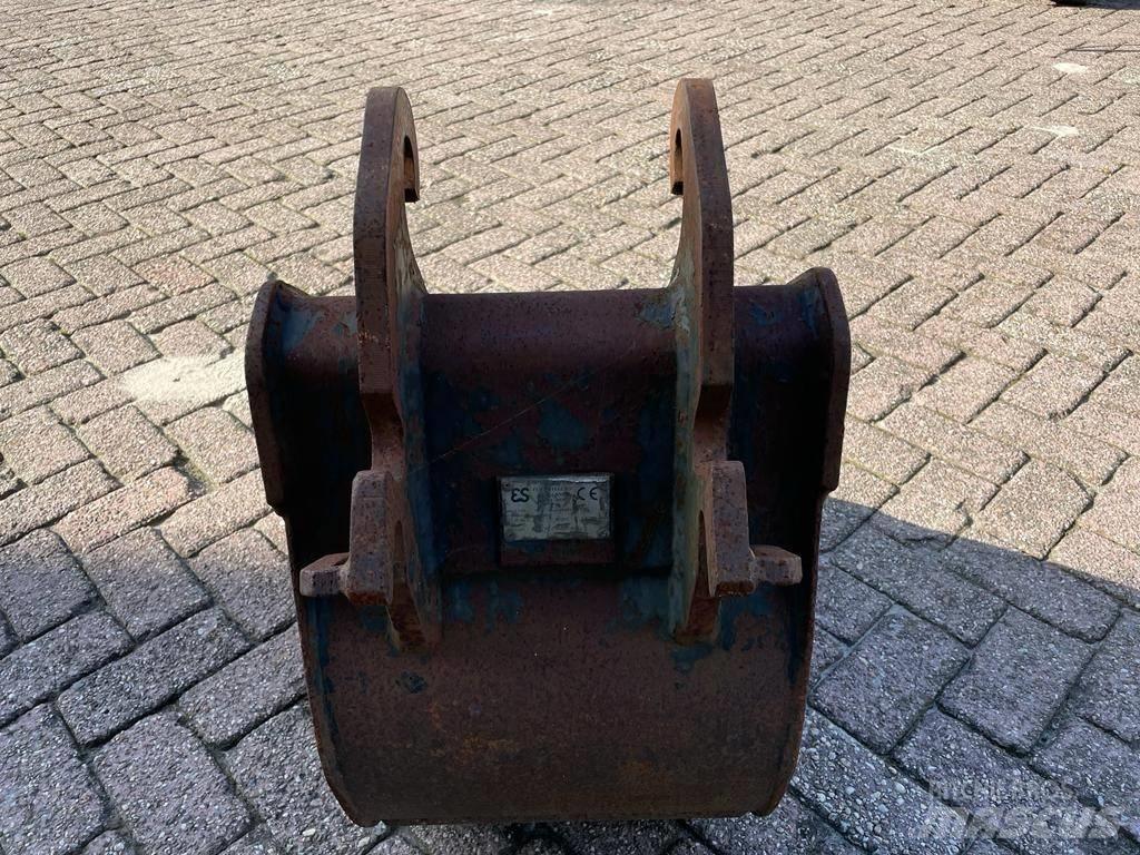 Eurosteel sleuvenbak 버켓