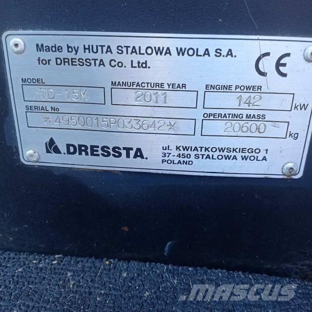 Dressta TD15M 크롤러 도저