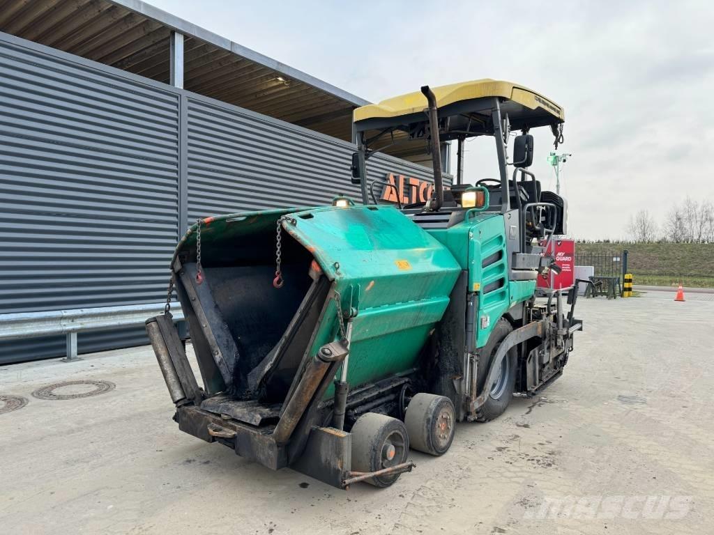 Vögele SUPER 1303-3I 아스팔트 포장장비