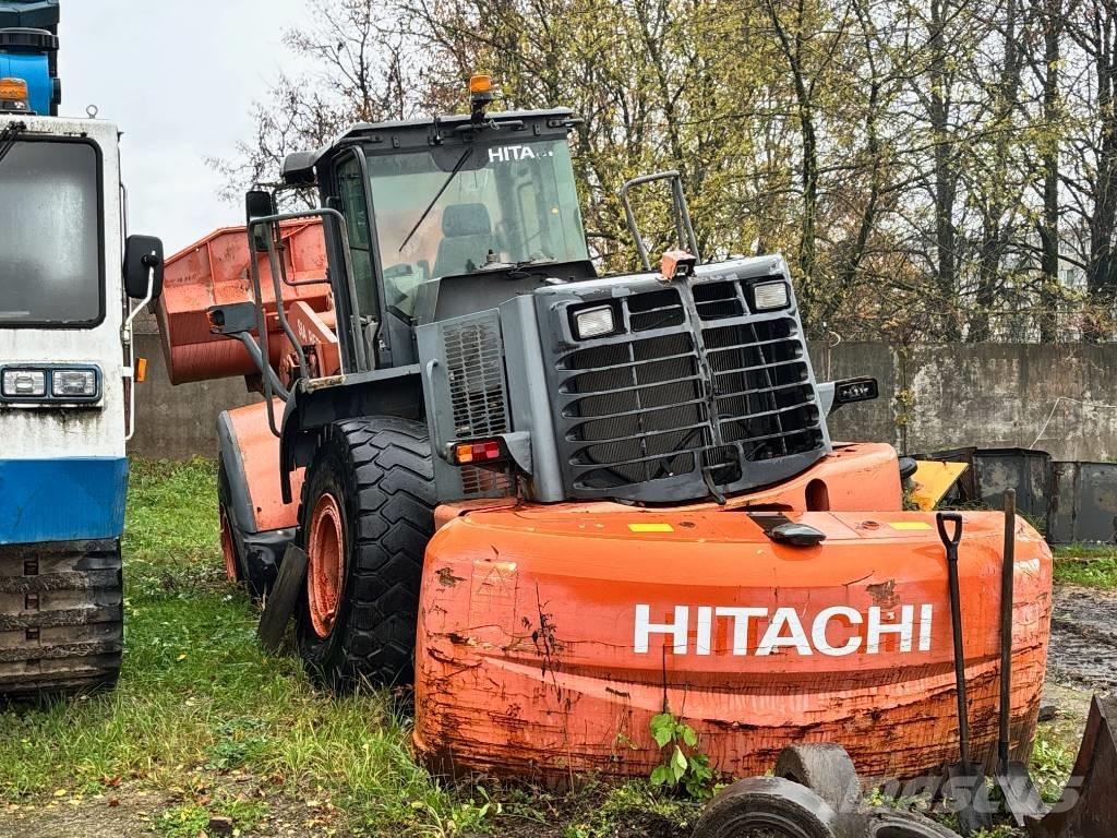 Hitachi ZW 250  휠로우더