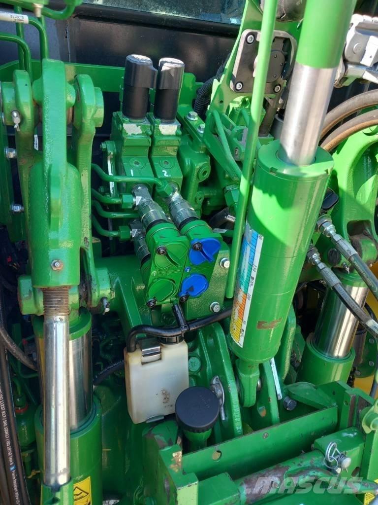 John Deere 5125 R 트랙터