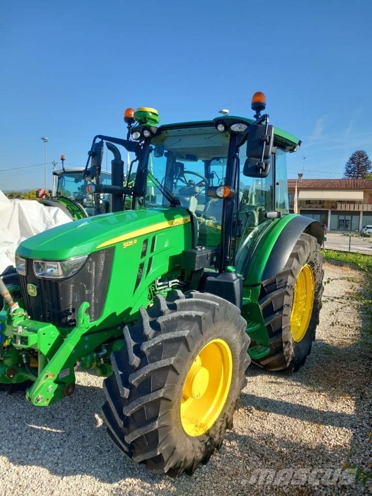 John Deere 5125 R 트랙터