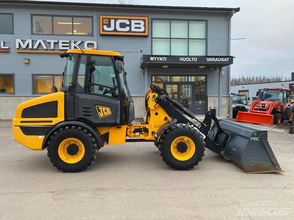 JCB 407 T4  휠로우더