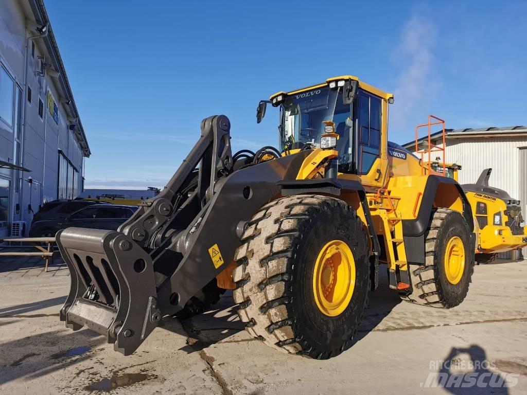Volvo L220H  휠로우더