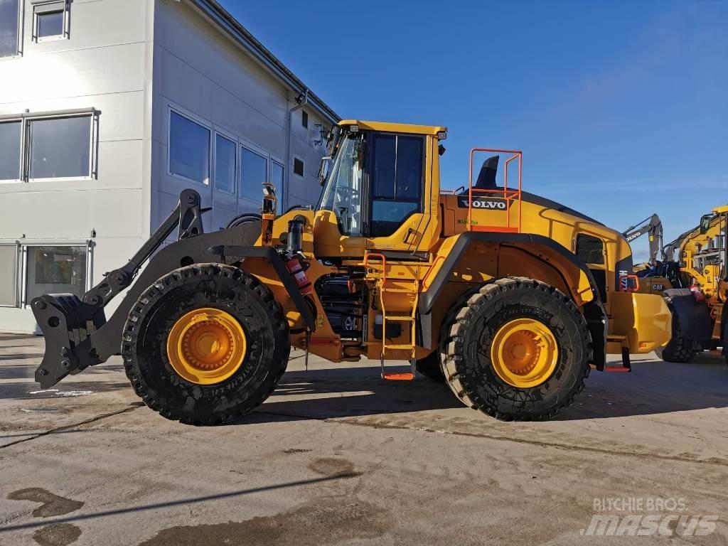 Volvo L220H  휠로우더
