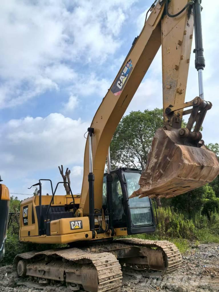 CAT 320 GC 대형 굴삭기 29톤 이상