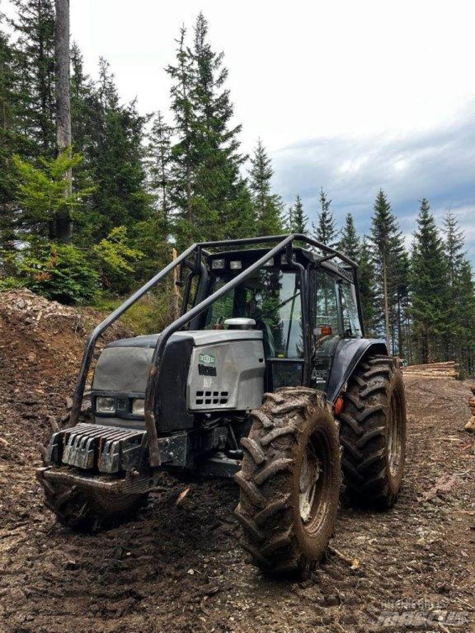 Valtra 6550 임업용 트랙터