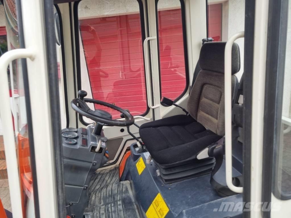 Kubota R 520 N  휠로우더
