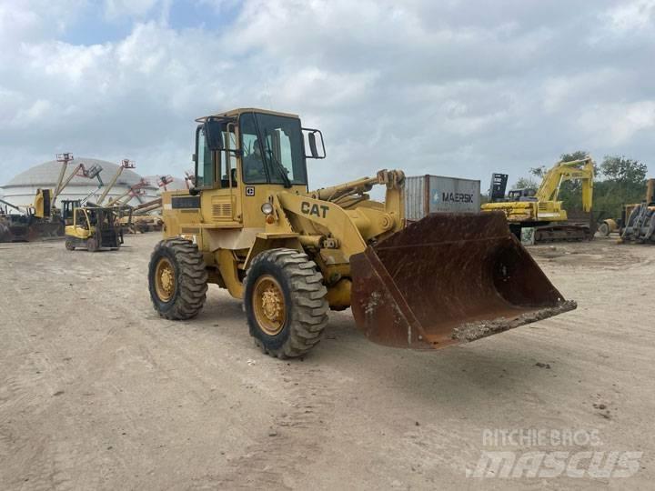 CAT 926E  휠로우더
