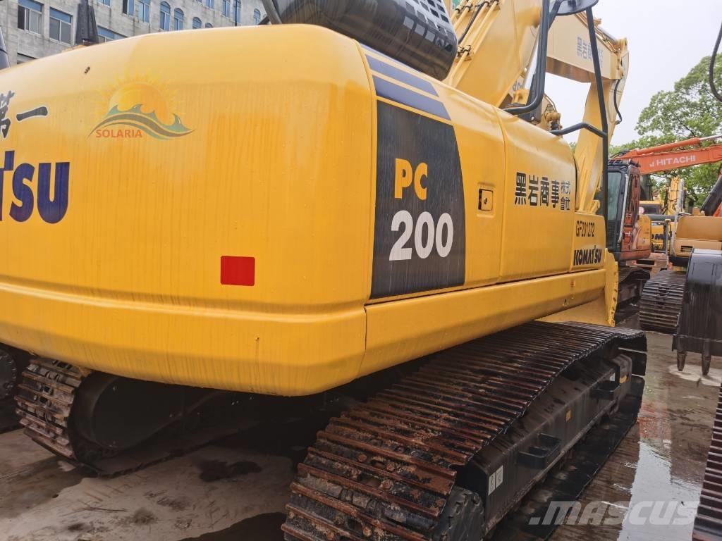 Komatsu PC 200-8 대형 굴삭기 29톤 이상