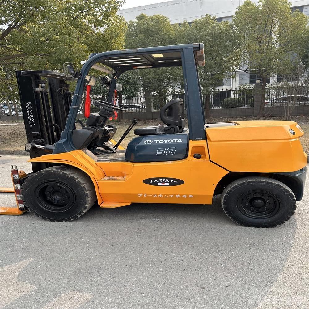 Toyota 02-7FDA50 디젤 지게차
