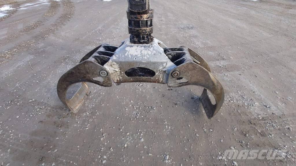 Komatsu 845 원목 포워더