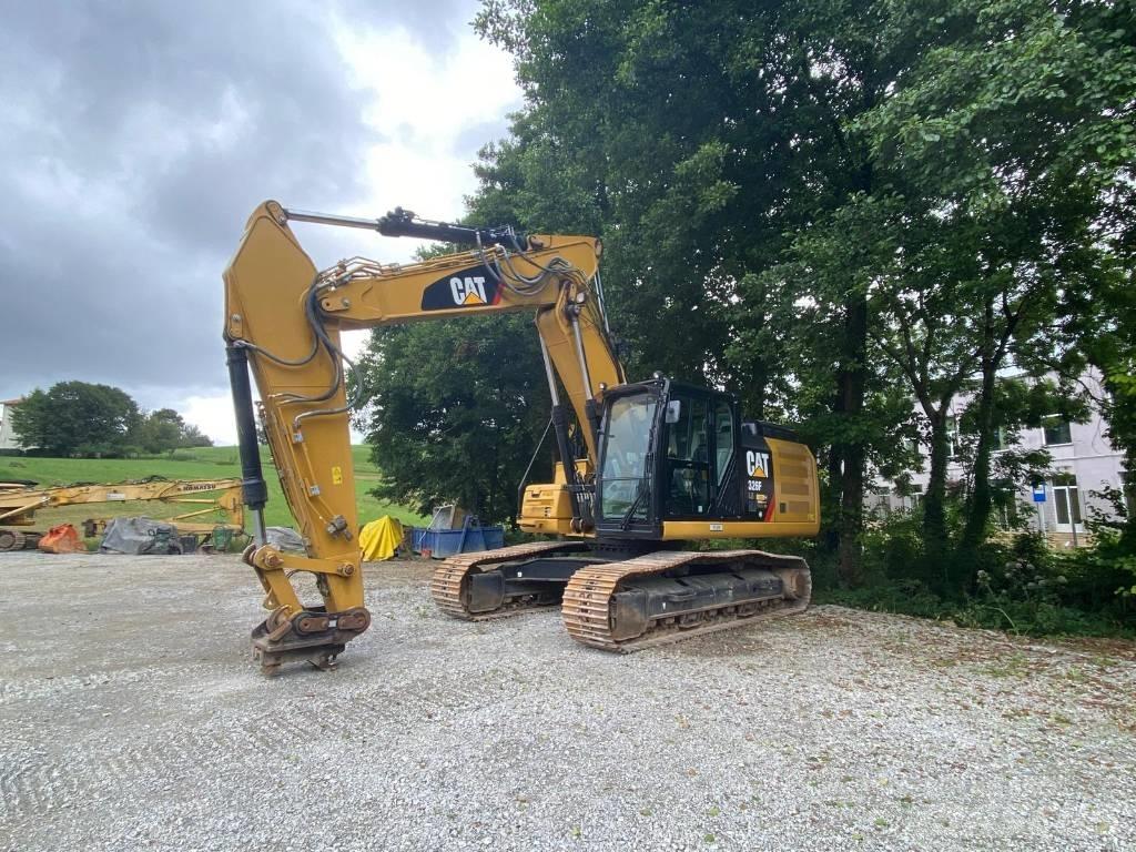 CAT 326 F 대형 굴삭기 29톤 이상