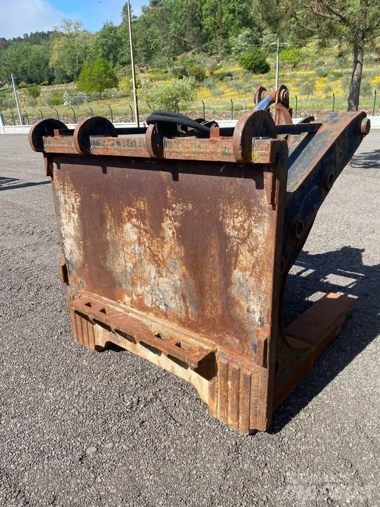 Volvo L 150 지게차