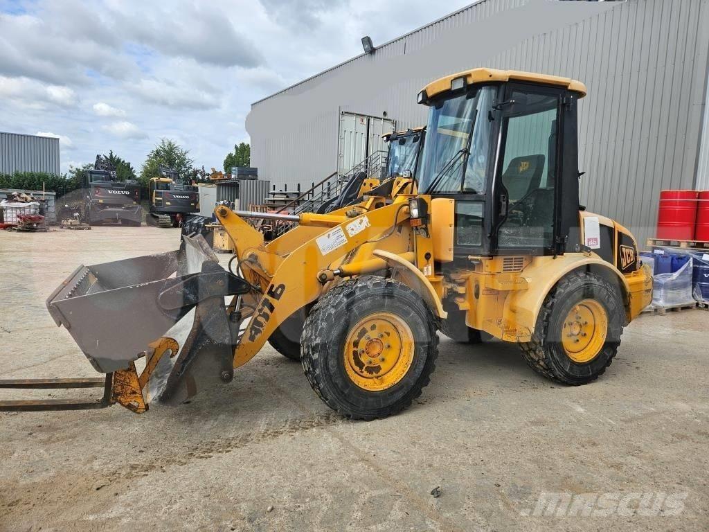 JCB 407 B  휠로우더