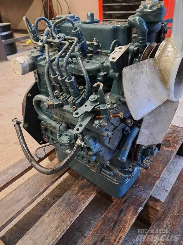 Kubota D-902 엔진